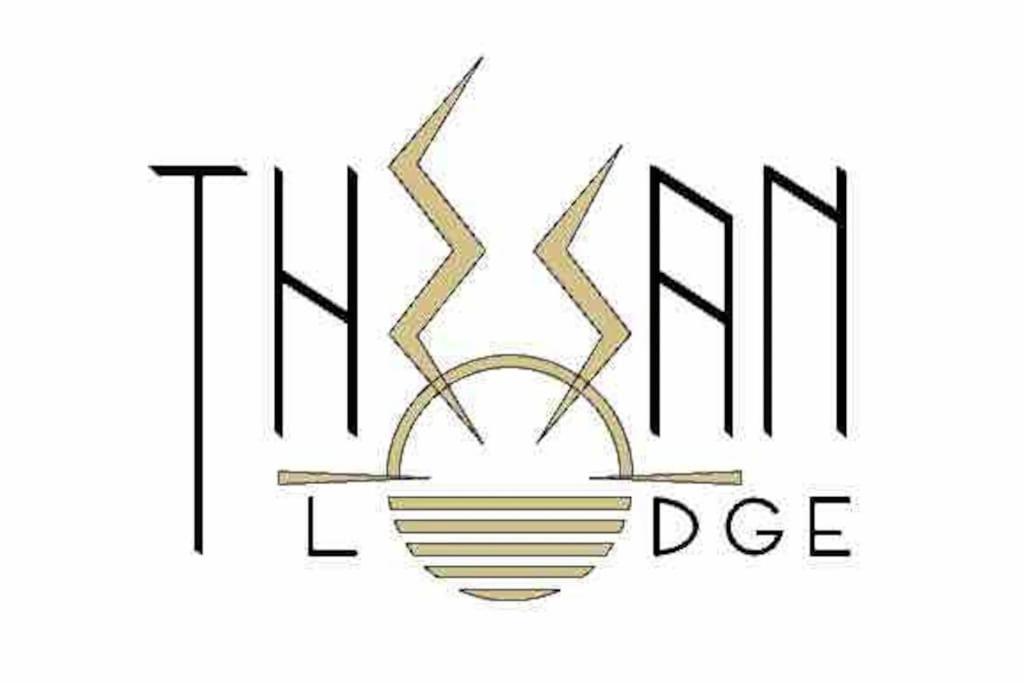 Thesan Lodge, Chic & Modern Design Apartment Grosseto Bagian luar foto