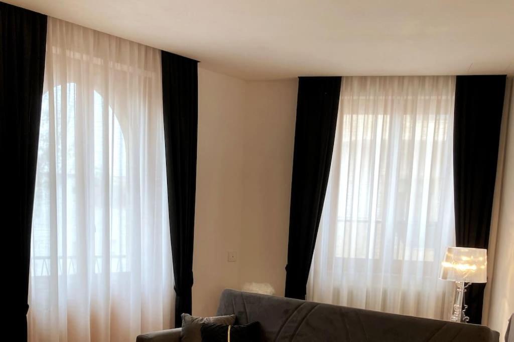 Thesan Lodge, Chic & Modern Design Apartment Grosseto Bagian luar foto